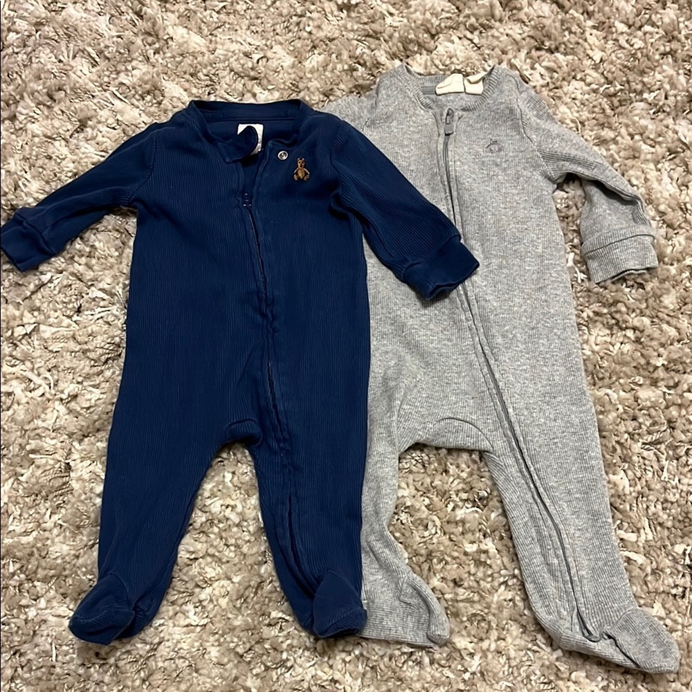 GAP Blue and Gray Footie One Pieces Cozy Knit Sleepers